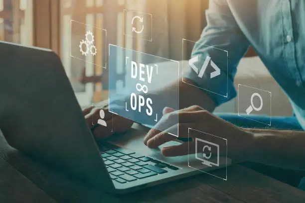 ¿Qué es DevOps y cómo contribuye al desarrollo ágil? Definición y Uso